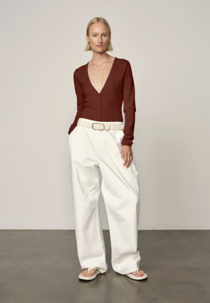  MARRON